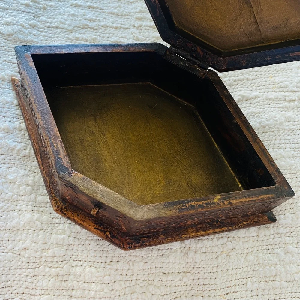Vintage Tooled Texture Versatile Use Wooden Chest Jewelry Keepsake Holder